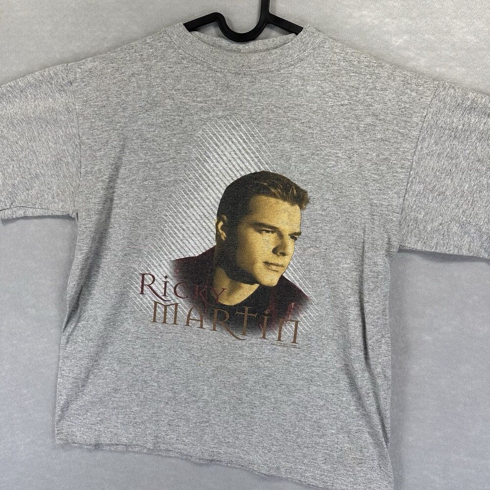 Vintage 1999 Ricky Martin Kids Large (14-16) Tour Graphic T-Shirt‎ Gray Rare